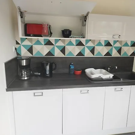 Petite Maison A Deux Pas Du Centre *